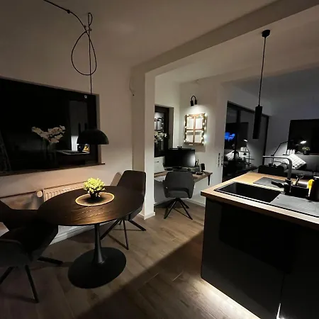 Apartment With Mountain View