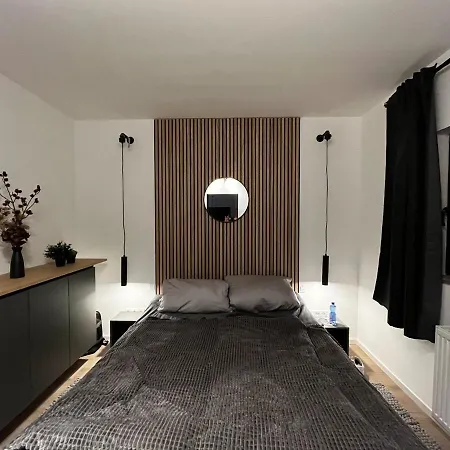 Apartment With Mountain View *