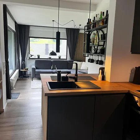 With Mountain View * Willingen (Upland)